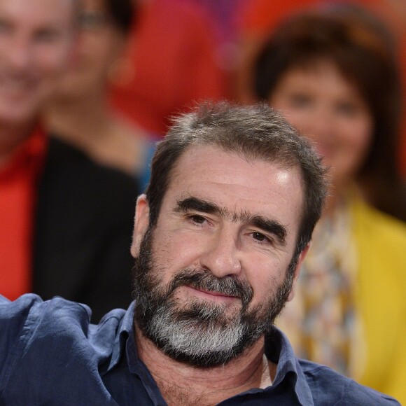 Eric Cantona lors de l'enregistrement de l'émission "Vivement Dimanche" à Paris le 9 septembre 2015