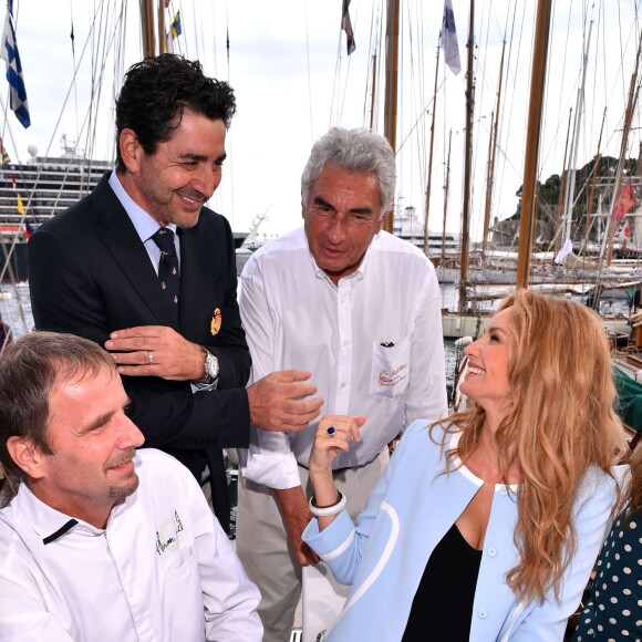 Christian Plumail (le chef du Yacht Club Monaco), André Ohanian, Bernard d'Alessandri, le directeur du Yacht Club de Monaco, et Adriana Karembeu ont participé au Concours des Chefs dans le cadre de la 12e Monaco Classic Week le 10 septembre 2015. 