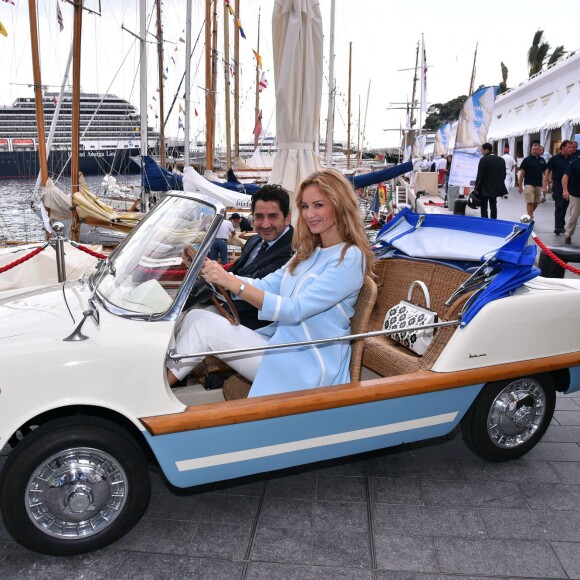 Adriana Karembeu et son mari André (Aram) Ohanian au Yacht Club de Monaco dans le cadre de la 12e Monaco Classic Week le 10 septembre 2015.