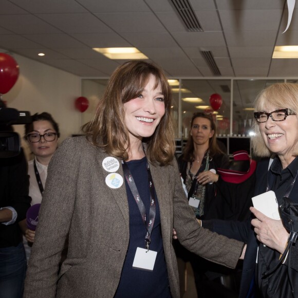 Carla Bruni-Sarkozy et Mireille Darc - 11e édition du "BGC Charity Day" à Paris le 11 septembre 2015 en mémoire aux 658 collaborateurs du groupe BGC Partners (leader mondial du courtage interbancaire) disparus dans les attentats du World Trade Center, le 11 septembre 2001.