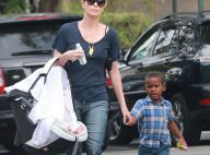 Charlize Theron, maman protectrice avec ses deux enfants en sortie shopping