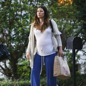 Exclusif - Jessica Biel enceinte - Tournage du film "The Devil And The Deep Blue Sea" à la Nouvelle-Orléans, les 22 et 23 février 2015.