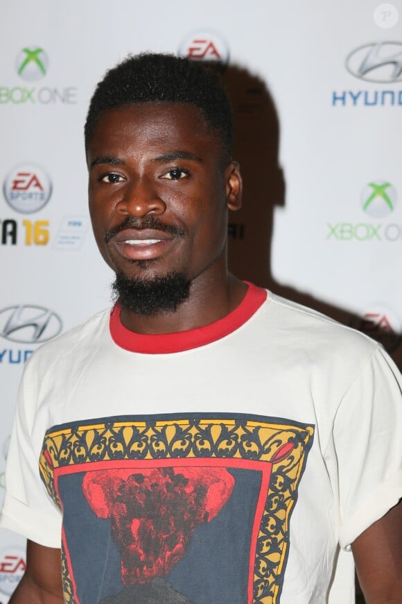 Serge Aurier - Soirée de lancement du jeu vidéo "FIFA 2016" au Faust à Paris, le 21 septembre 2015