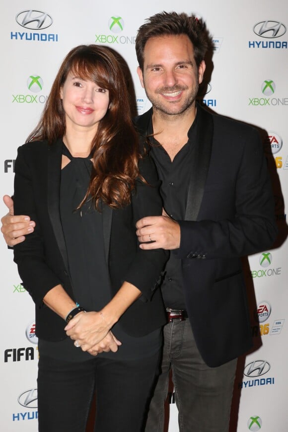 Christophe Michalak et sa femme Delphine McCarty - Soirée de lancement du jeu vidéo "FIFA 2016" au Faust à Paris, le 21 septembre 2015