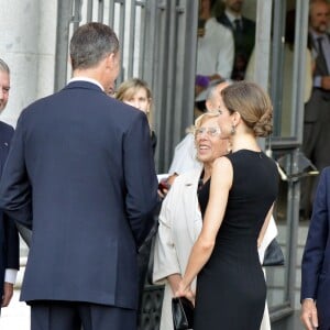 Letizia et Felipe VI d'Espagne présidaient le 22 septembre 2015 l'ouverture de la saison artistique au Teatro Real, l'Opéra de Madrid, où était donné Roberto Devereux de Donizetti.