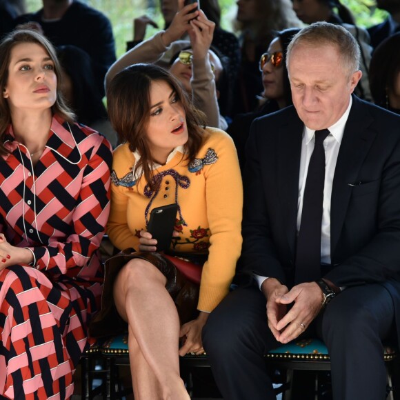 Bianca Brandolini d'Adda, Marco Bizzarri, PDG de Gucci, Charlotte Casiraghi, François-Henri Pinault et sa femme Salma Hayek - People au défilé Gucci pendant la fashion week de Milan le 23 septembre 2015.