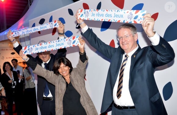 Denis Masseglia (Président du CNOSF), Anne Hidalgo et Bernard Lapasset - Rassemblement pour le lancement de la campagne "Je rêve des Jeux" pour la candidature de "Paris 2024" pour les Jeux Olympiques à Paris le 25 septembre 2015.