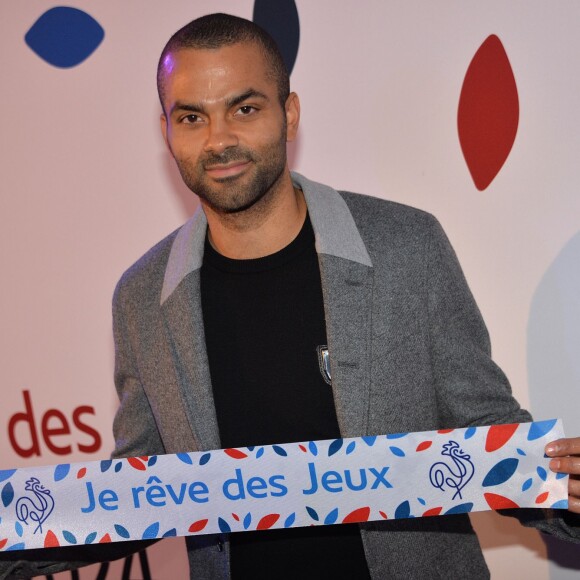 Tony Parker - Rassemblement pour le lancement de la campagne "Je rêve des Jeux" pour la candidature de "Paris 2024" pour les Jeux Olympiques à Paris le 25 septembre 2015.