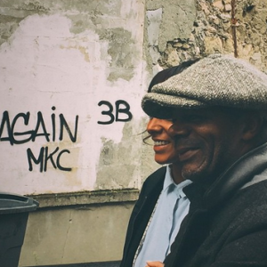 Shy'm et son père lors du tournage du clip d'Il Faut Vivre / photo postée sur Instagram.