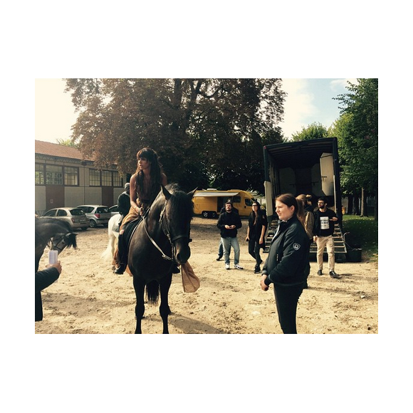 Shy'm lors du tournage du clip d'Il Faut Vivre / photo postée sur Instagram.