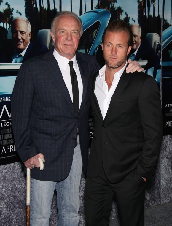 James Caan et son fils Scott à Los Angeles le 23 mars 2011.
