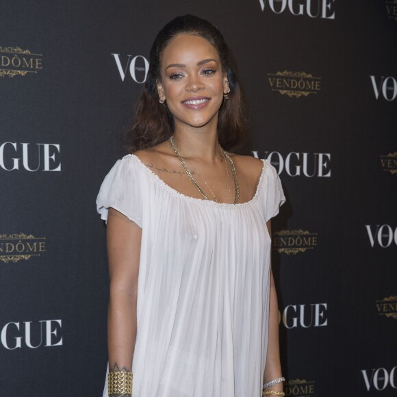Rihanna assiste à la soirée des 95 ans du magazine Vogue Paris, avenue d'Iéna. Paris, le 3 octobre 2015.