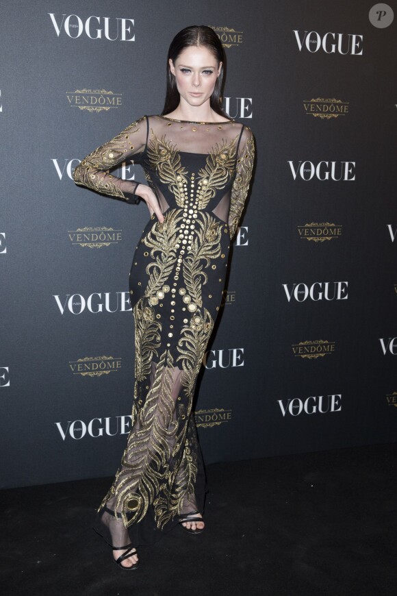 Coco Rocha assiste à la soirée des 95 ans du magazine Vogue Paris, avenue d'Iéna. Paris, le 3 octobre 2015.