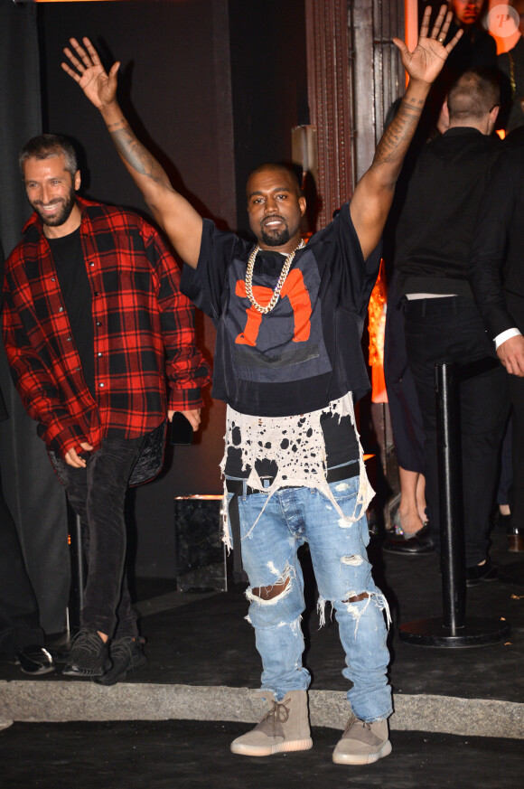 Kanye West assiste à la soirée des 95 ans du magazine Vogue Paris, avenue d'Iéna. Paris, le 3 octobre 2015.