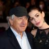 Robert De Niro et Anne Hathaway - Avant-première du film "Le Nouveau Stagiaire" à Londres. Le 27 septembre 2015