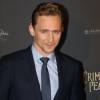 Tom Hiddleston lors de l'avant-première du film "Crimson Peak" au cinéma UGC Bercy à Paris, le 28 septembre 2015.