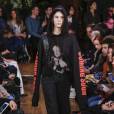 Défilé Vetements (collection printemps-été 2016) à Paris. Le 1er octobre 2015.