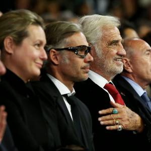 Thierry Braillard, Luana et Paul Belmondo, Jean-Paul Belmondo, Gérard Collomb - Soirée d'ouverture de la 7e édition du Festival Lumière 2015 à la Halle Tony-Garnier à Lyon le 12 octobre 2015.