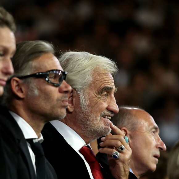 Paul Belmondo, Jean-Paul Belmondo, Gérard Collomb - Soirée d'ouverture de la 7e édition du Festival Lumière 2015 à la Halle Tony-Garnier à Lyon le 12 octobre 2015.