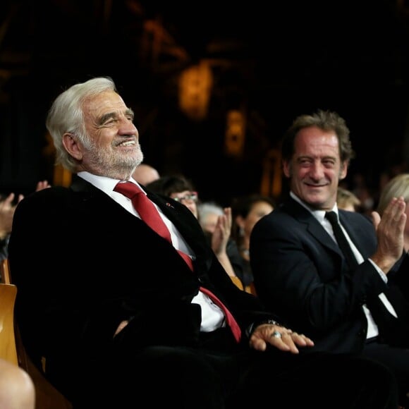 Jean-Paul Belmondo, Vincent Lindon - Soirée d'ouverture de la 7e édition du Festival Lumière 2015 à la Halle Tony-Garnier à Lyon le 12 octobre 2015.