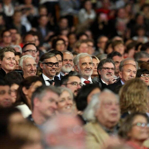 Luana et Paul Belmondo, Jean-Paul Belmondo, Gérard Collomb, Vincent Lindon - Soirée d'ouverture de la 7e édition du Festival Lumière 2015 à la Halle Tony-Garnier à Lyon le 12 octobre 2015.