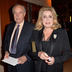 Frédéric Mitterrand et Catherine Deneuve - Visite privée de l'exposition "Martin Scorsese" à la cinémathèque française à Paris, le 13 octobre 2015.