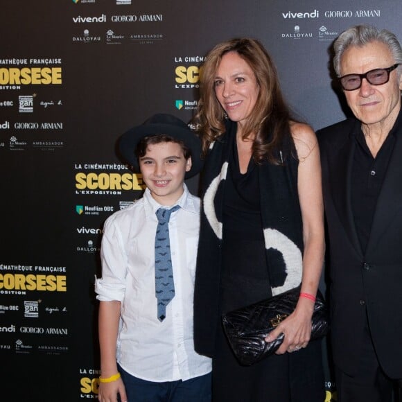 Harvey Keitel, Daphna Kastner et Roman Keitel - Photocall à l'occasion de la visite privée de l'exposition "Scorsese" à la Cinémathèque française à Paris, le 13 octobre 2015.