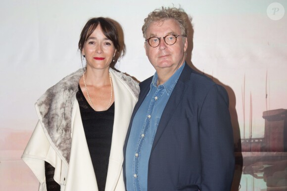 Delphine Ernotte (présidente de France télévisions), Dominique Besnehard - Photocall de "Dix pour cent" dans le cadre du 17e festival de fiction TV de La Rochelle à l'Espace Encan à La Rochelle le 11 septembre 2015