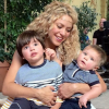 Shakira avec ses enfants Milan et Sasha sur un tournage pour "Love Rocks" - octobre 2015