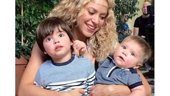 Shakira : Maman câline avec Milan et Sasha pour un nouveau jeu