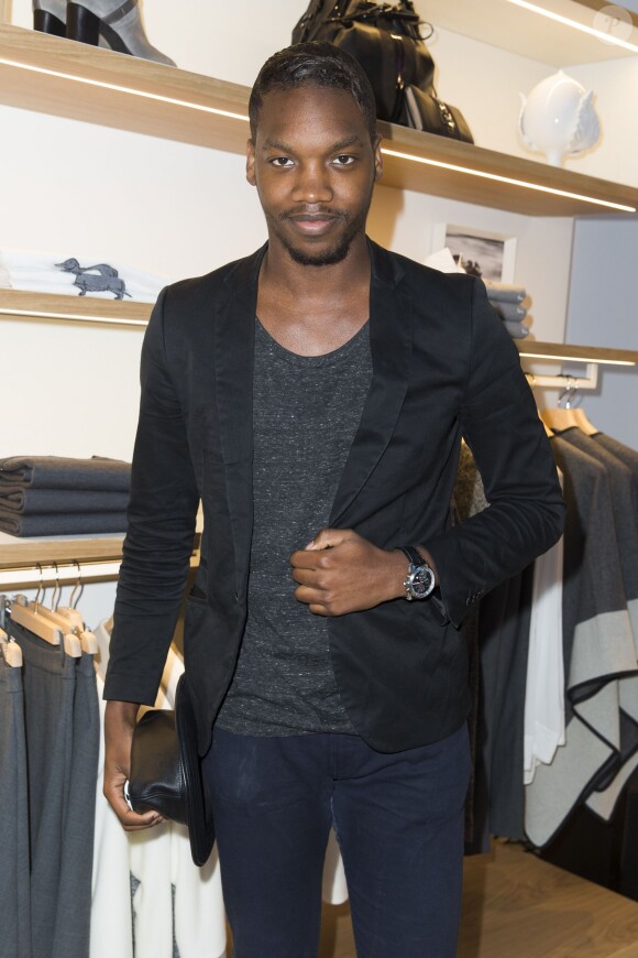 Exclusif - Ahmed Dramé - Inauguration de la boutique Harmont & Blaine à Paris, mardi 13 octobre 2015. La marque italienne Harmont & Blaine a inauguré sa première boutique française au 35 boulevard des Capucines.