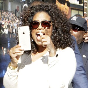 Sortie de Oprah Winfrey de l'émission "Late Show With David Letterman" à New York. Le 14 mai 2015