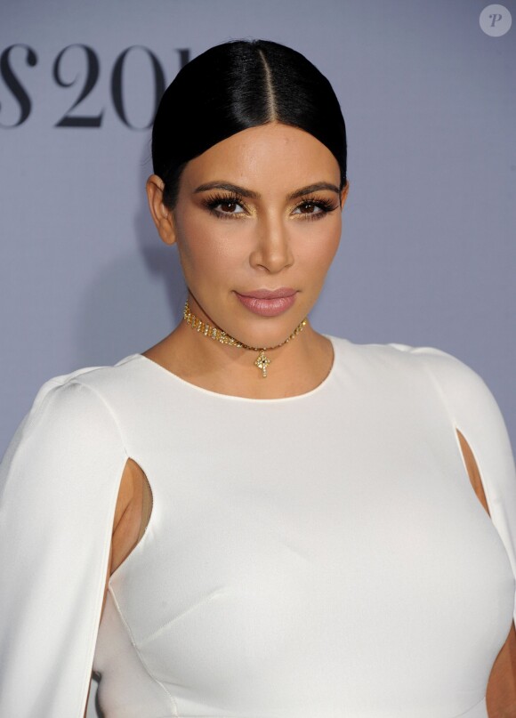 Kim Kardashian, enceinte, assiste à la première édition des InStyle Awards au Getty Center. Los Angeles, le 26 octobre 2015.