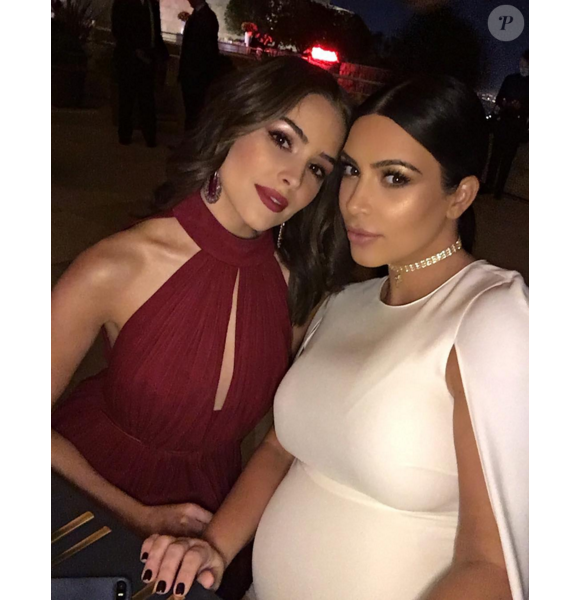 Olivia Culpo et Kim Kardashian lors des InStyle Awards à Los Angeles. Le 26 octobre 2015.