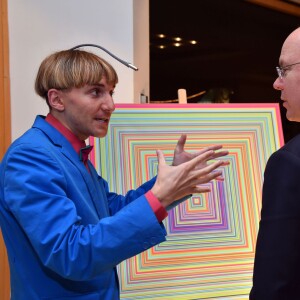 Le prince Albert II de Monaco remettait le 27 octobre 2015 le prix "Futurum Award" à l'artiste Neil Harbisson pour son implication dans l'utilisation des nouvelles technologies au service de l'Art et de la Science, au Fairmont Hotel © Bruno Bebert / Bestimage