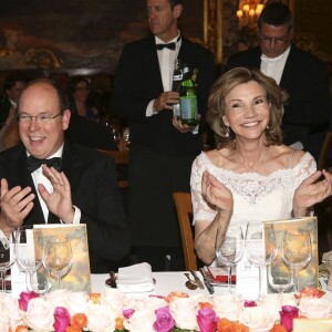 Exclusif - Le prince Albert II de Monaco et Béatrice Schönberg lors de la soirée de gala "Africa on the Rock" de l'AMREF Flying Doctors en partenariat avec la Fondation Princesse Charlene de Monaco à l'Hôtel de Paris, le 17 octobre 2015 à Monaco. © Claudia Albuquerque/BestImage