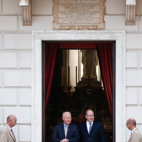 Le prince Albert II de Monaco a reçu des visiteurs au palais de Monaco dans le cadre de la 20e Journée Européenne du Patrimoine le 18 octobre 2015. © Olivier Huitel / Pool restreint / Bestimage