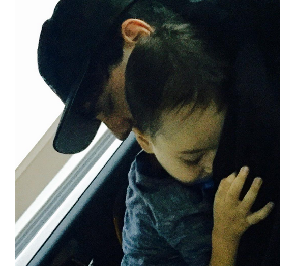 Sur son compte Instagram, Criss Angel a partagé une photo de lui et son fils Johnny qui est atteint de leucémie.