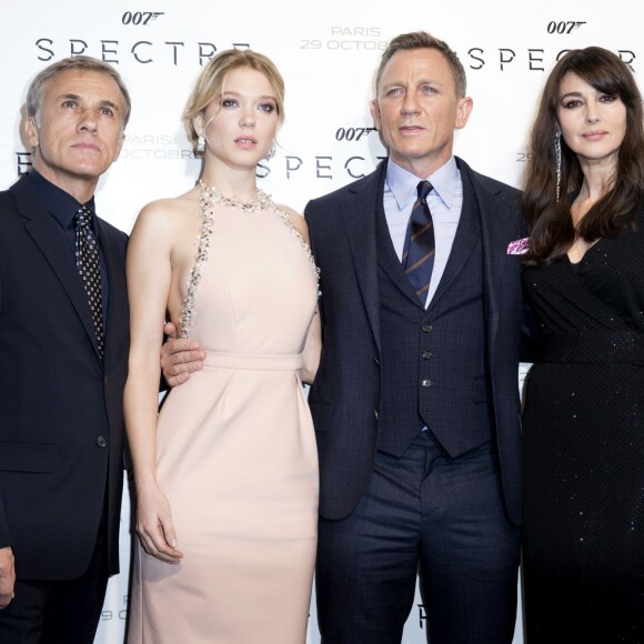 Christoph Waltz, Léa Seydoux, Daniel Craig et Monica Bellucci - Première du film "007 Spectre" au Grand Rex à Paris, le 29 octobre 2015.