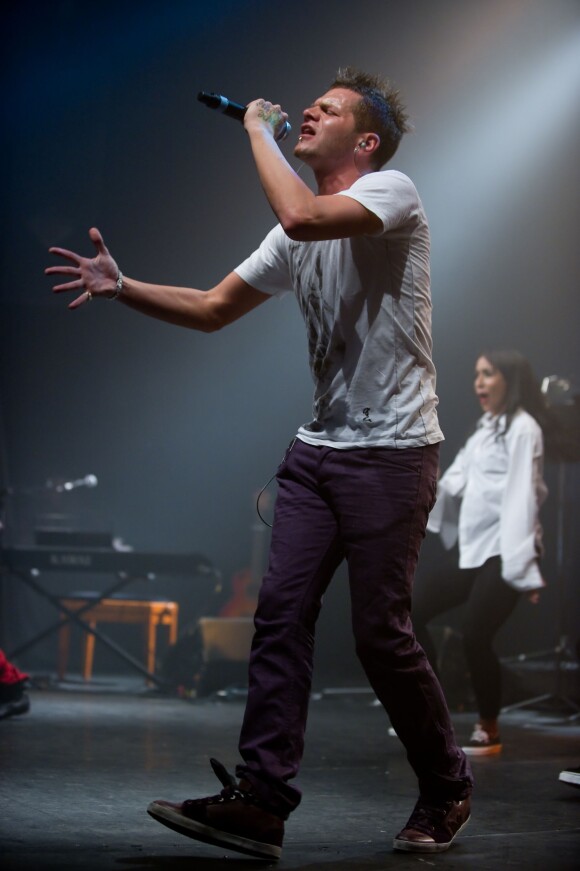 Keen'V en concert au Bataclan a Paris le 15 octobre 2013.