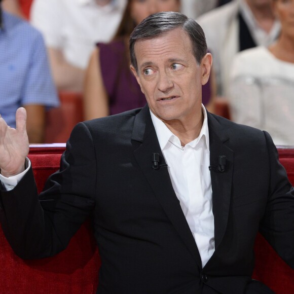 Francis Huster - Enregistrement de l' émission "Vivement Dimanche" à Paris le 24 septembre 2014.