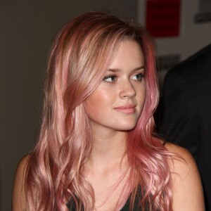 Ava Phillippe (fille de Reese Witherspoon) à la soirée American Cinematheque Award en l'honneur de Reese Witherspoon à l'hôtel The Hyatt Regency à Century City, le 30 novembre 2015.