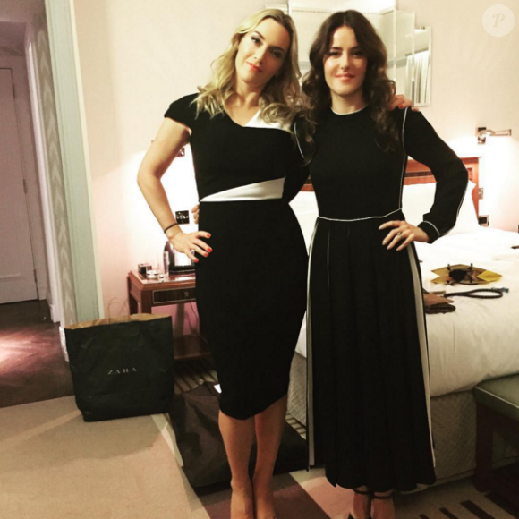 Kate Winslet et la maquilleuse Lisa Eldridge, prêtes pour les Harper's Bazaar 2015 Women of the Year Awards. Londres, le 3 novembre 2015.