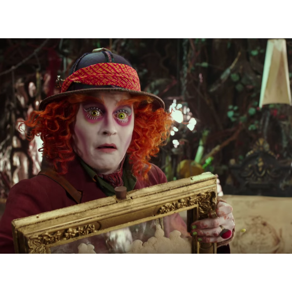 Johnny Depp - Capture d'écran de la bande-annonce d'Alice de l'autre côté du miroir.