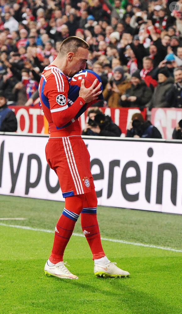 Franck Ribéry après avoir inscrit un but lors de la rencontre entre le Shakhtar Donetsk et le Bayern Munich, à Munich le 11 mars 2015
