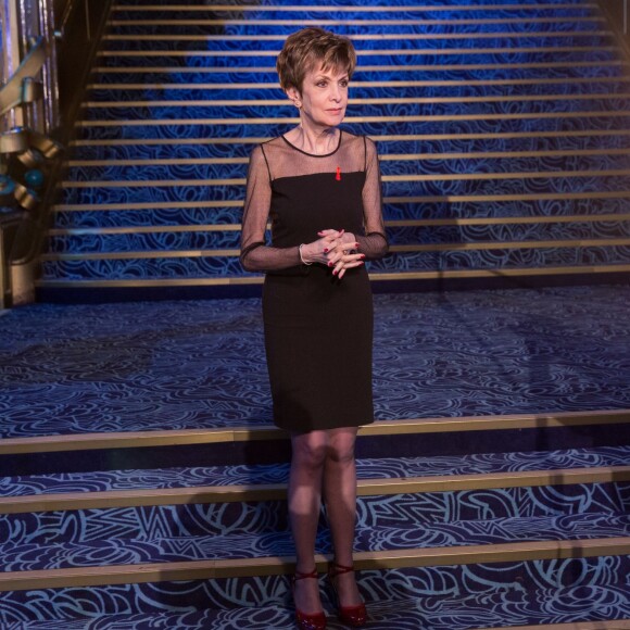 Exclusif - Catherine Laborde, aux Folies Bergère à Paris, le 11 mars 2015.