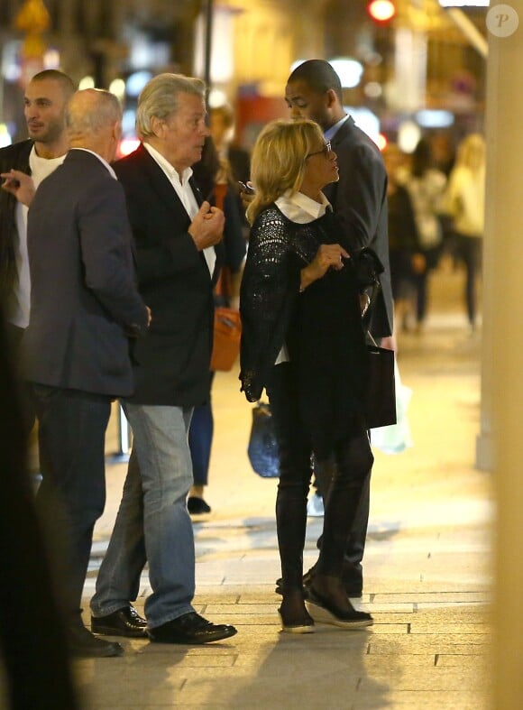 Exclusif - Alain Delon et Nathalie Delon - Le clan Delon réuni à l'occasion des 50 ans de Anthony Delon au Mandarin Hotel. Paris le 2 octobre 2014