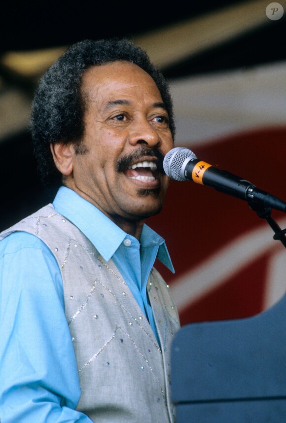 Allen Toussaint au New Orleans Jazz & Heritage Festival le 25 avril 1998. Le musicien de génie est mort le 10 novembre 2015 à 77 ans.