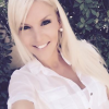 La belle Amélie Neten, star des Anges sur NRJ12. Selfie, été 2015.