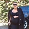 Kim Kardashian, enceinte, à Beverly Hills, le 5 novembre 2015.